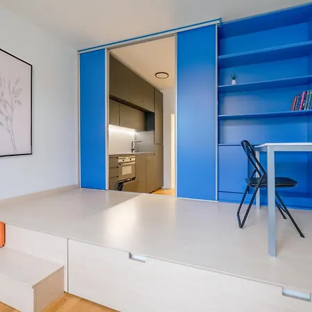 Apartament Chic Brick In Historic City By Rentez