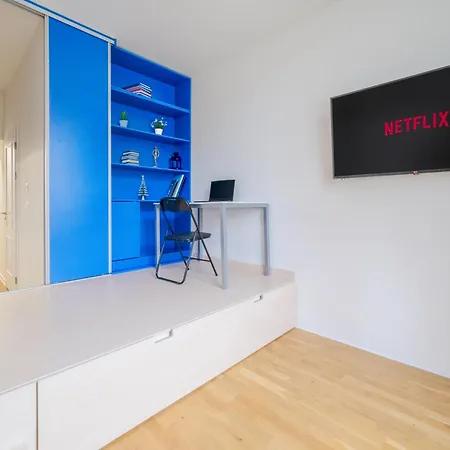 Chic Brick In Historic City By Rentez Apartament *