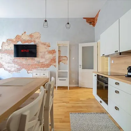 Apartamento Chic Brick In Historic City By Rentez *