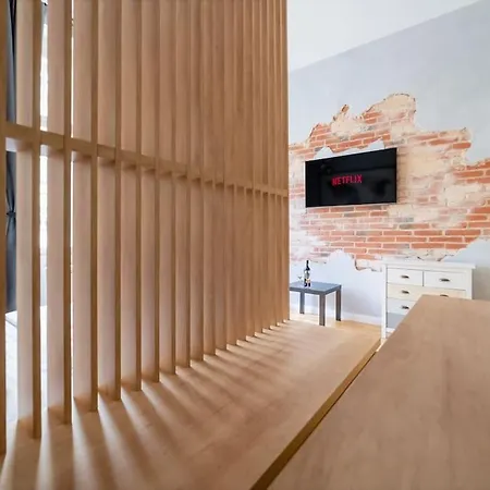 Apartamento Chic Brick In Historic City By Rentez