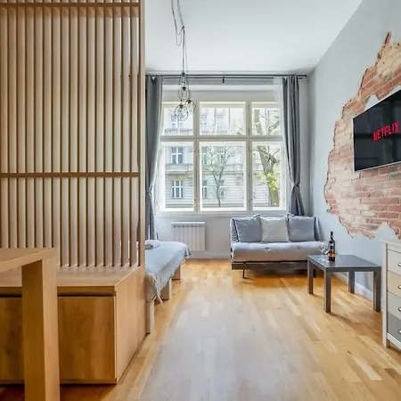 Apartamento Chic Brick In Historic City By Rentez