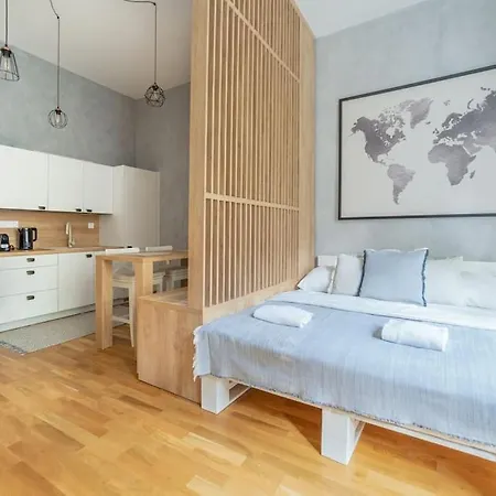 Chic Brick In Historic City By Rentez Apartamento